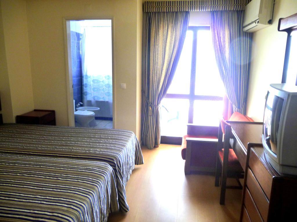 Hotel Tamargueira Figueira da Foz Cameră foto